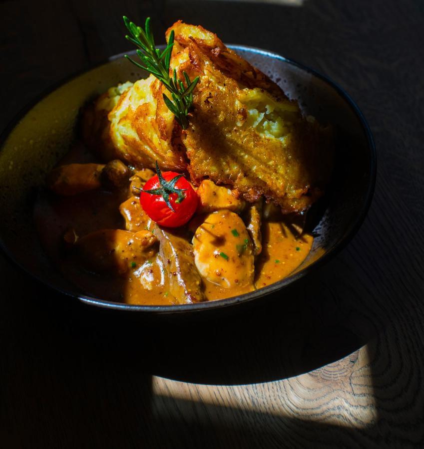 Hagen'S Hotel "Eat & Meet" Restaurant Bar Lounge ハーレン エクステリア 写真