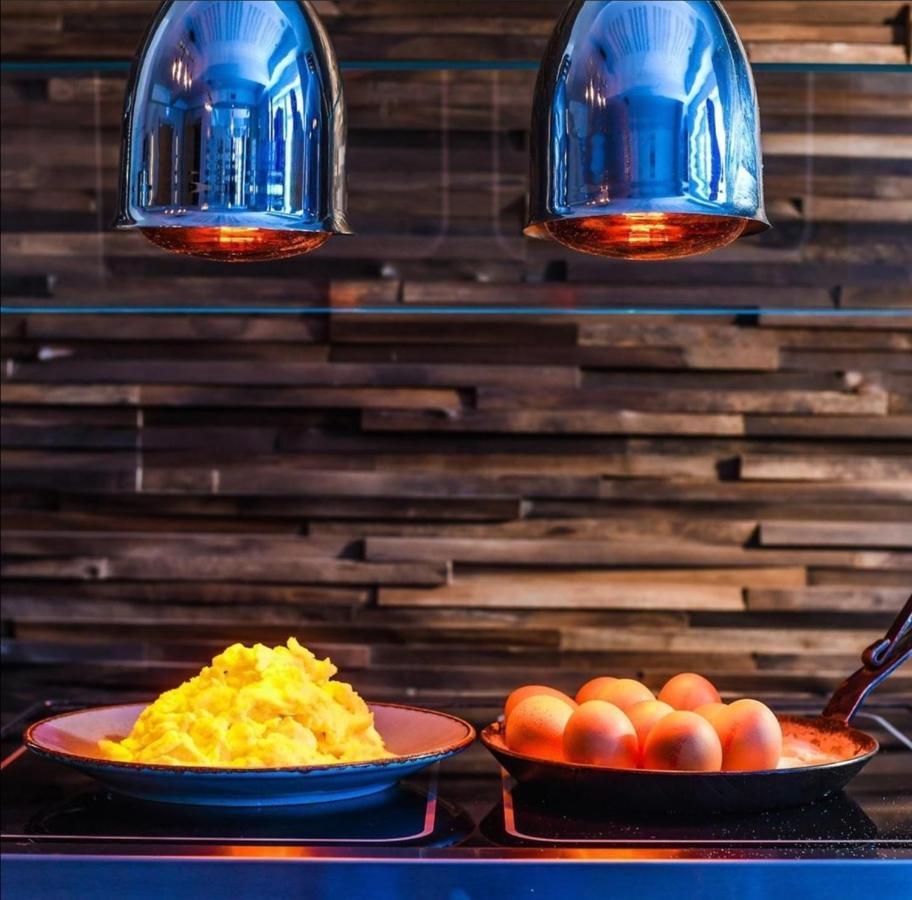Hagen'S Hotel "Eat & Meet" Restaurant Bar Lounge ハーレン エクステリア 写真